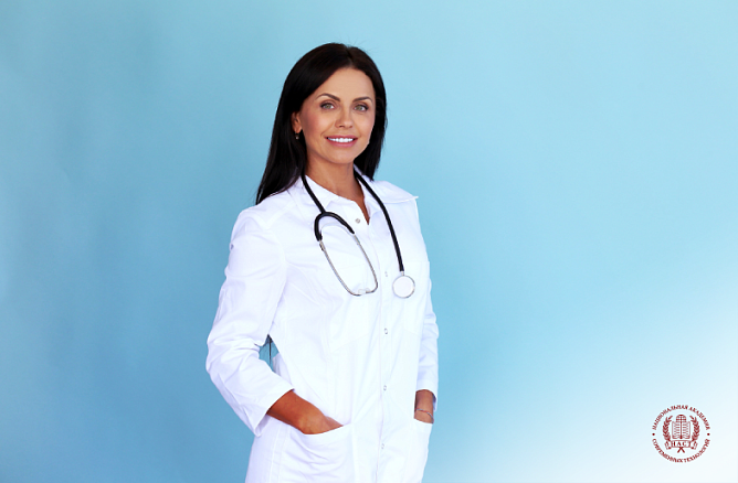 Проводим обучение врачей по программам НМО за счет ТФОМС